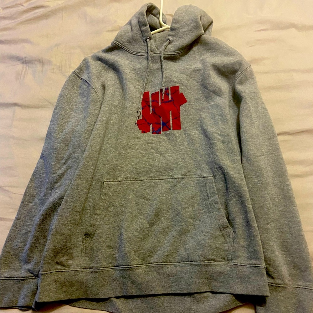 Undefeated Hoodie. Grey. Size Large